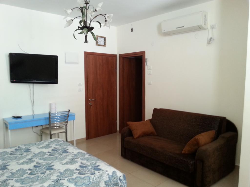 Apartments Petah Tiqwa - Bar Kochva Street Petach Tikva Екстериор снимка